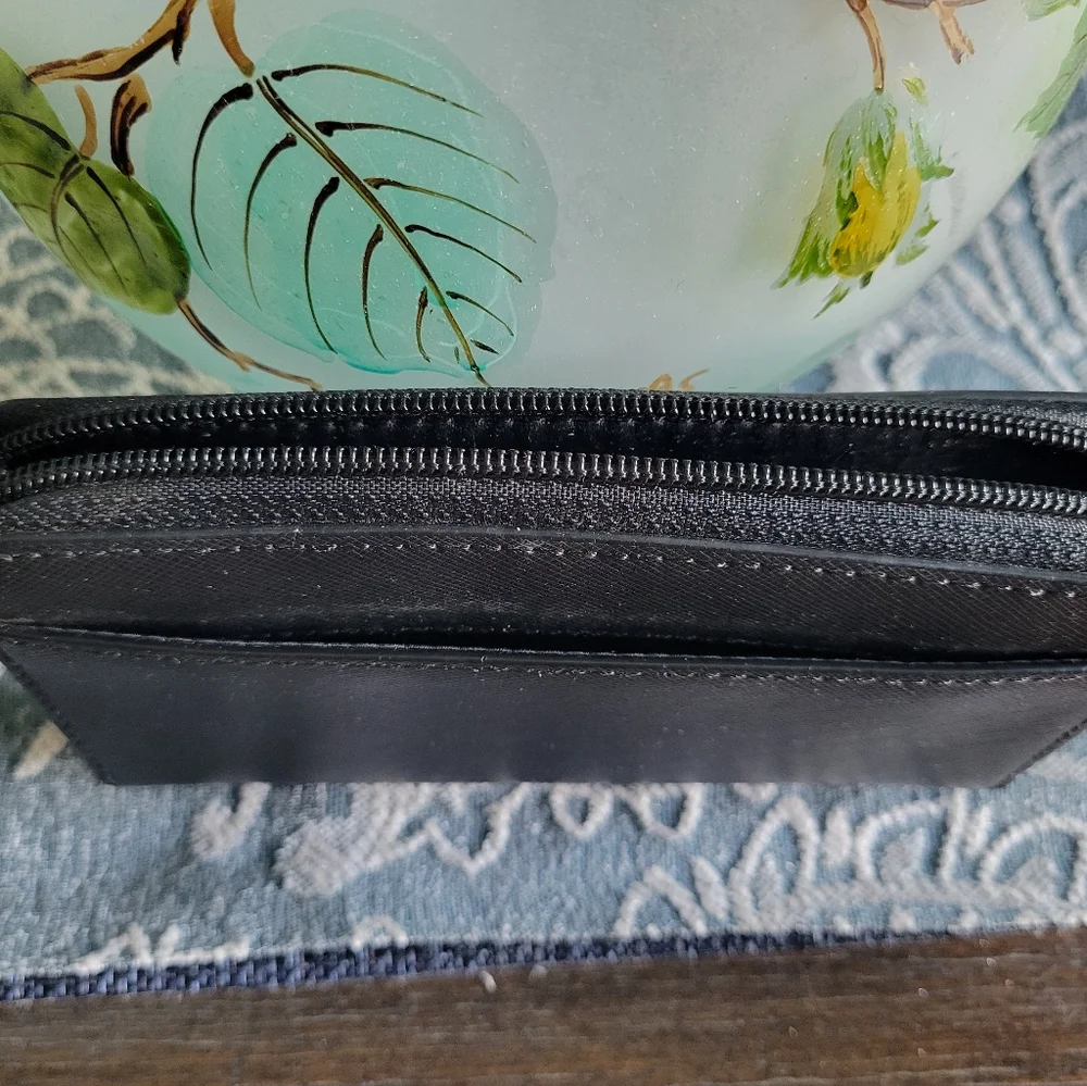 Coach Wristlet - Picture 4 of 8